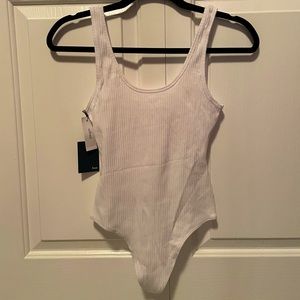 NWT Wilfred free (Aritzia) white Leila thong bodysuit 🤍